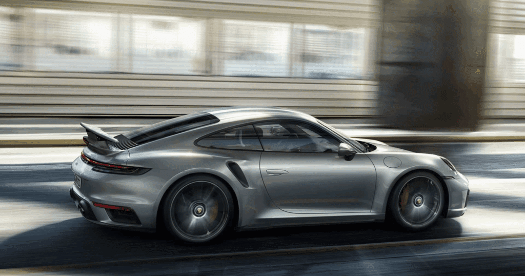 Carros Esportivos 2024: Modelos Mais Potentes