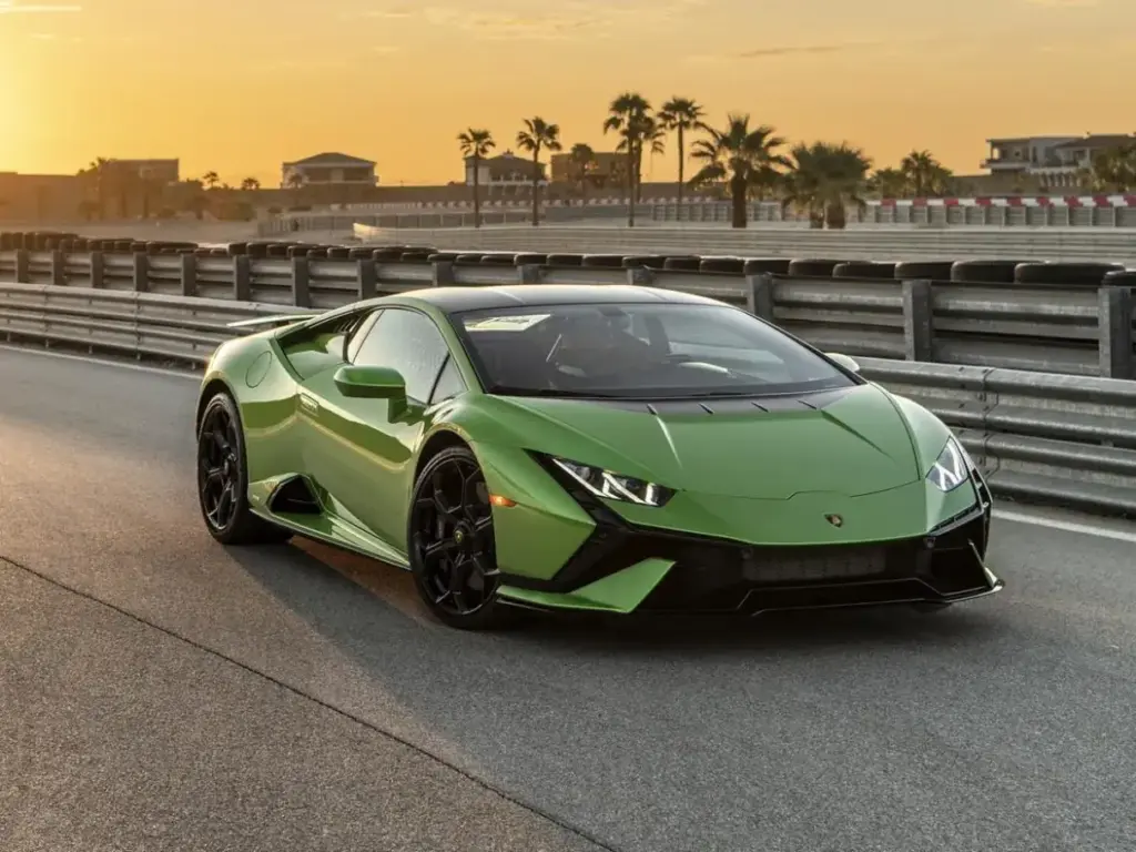 Top Carros de Alto Desempenho 2024: Potência, Aceleração e Estilo