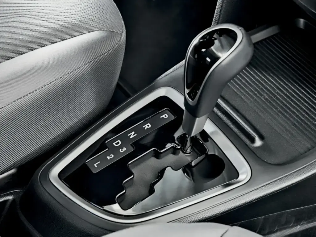 Parando o Carro com Câmbio Automático: N ou P? Descubra a Maneira Certa!