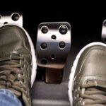 Barulho ao Pisar na Embreagem: Causas e Como Resolver