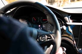 Estalos ao Virar o Volante: A Junta Homocinética Pode Estar no Fim